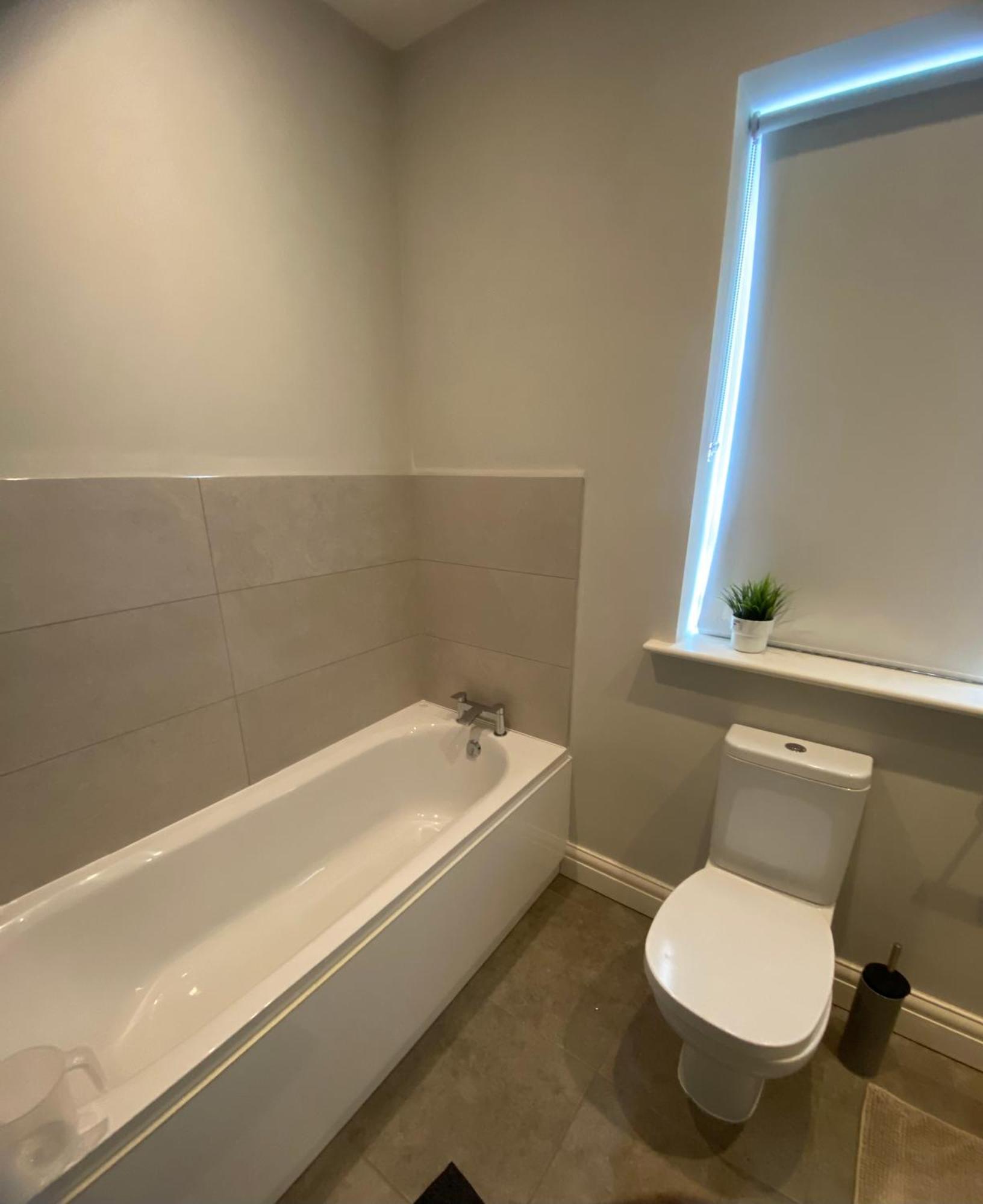Extra Large Room In New House At Citywest Дъблин Екстериор снимка
