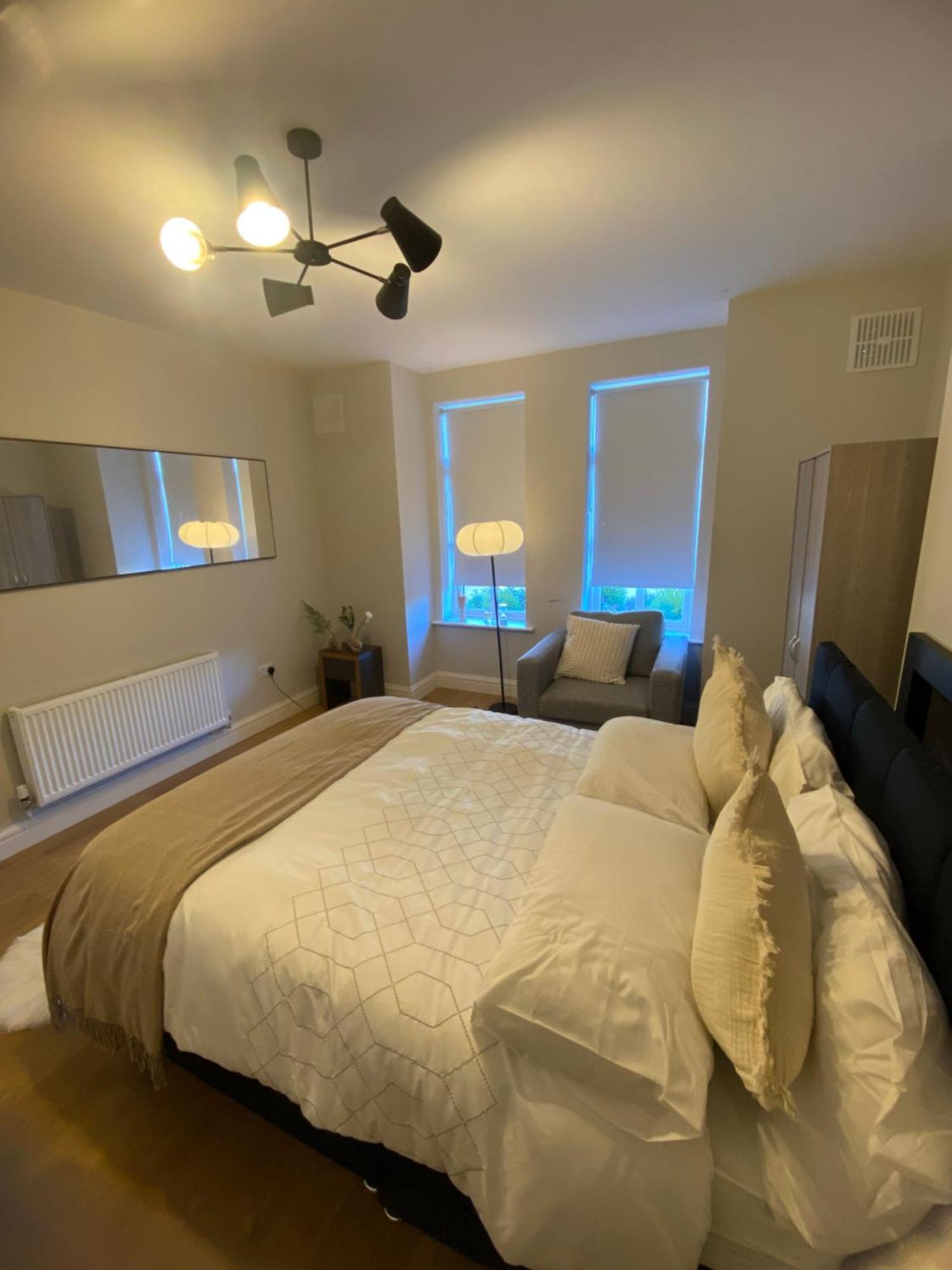Extra Large Room In New House At Citywest Дъблин Екстериор снимка