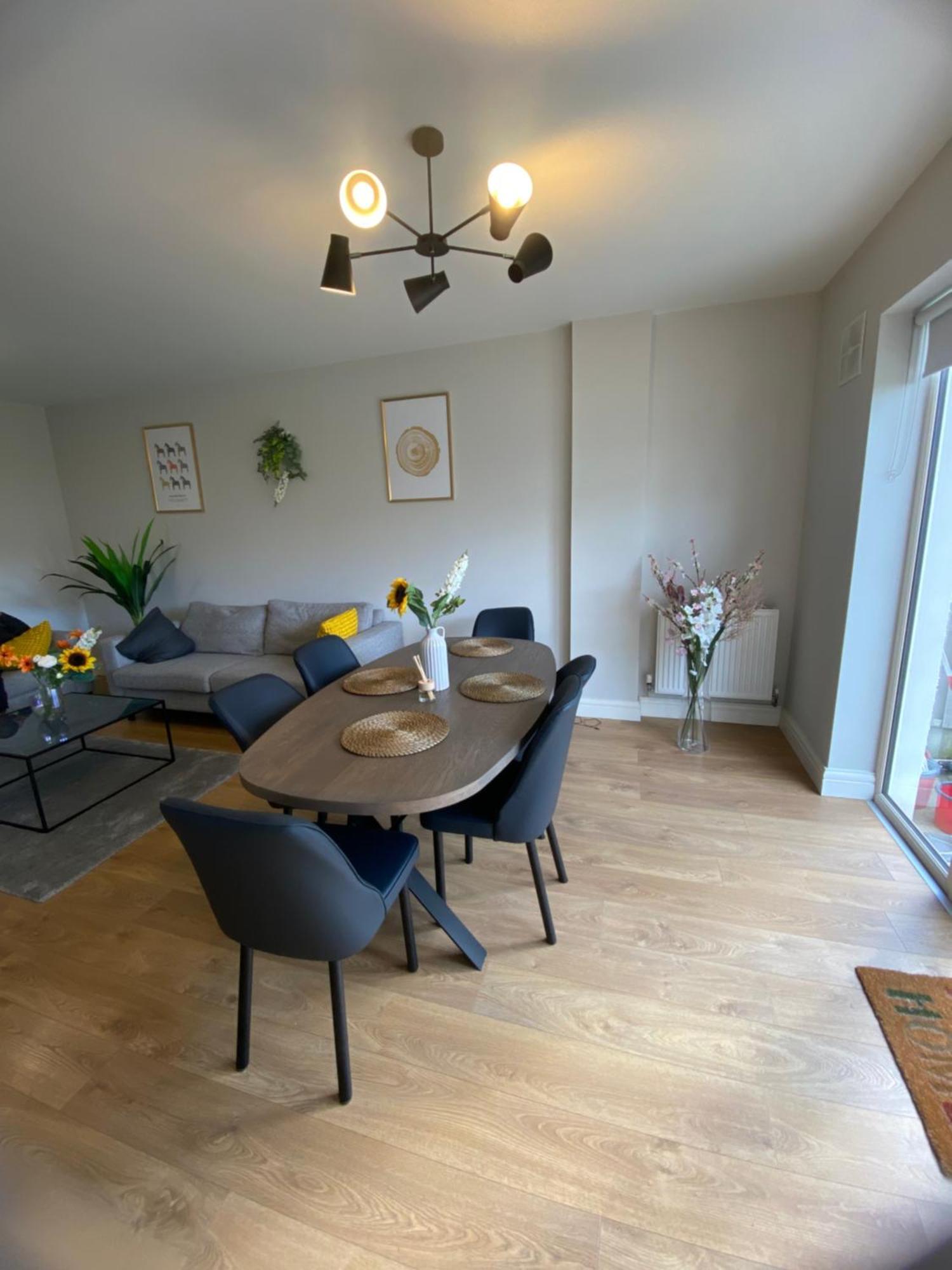 Extra Large Room In New House At Citywest Дъблин Екстериор снимка
